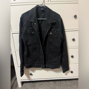 George black denim jacket. Never worn!! Size M (38-40).